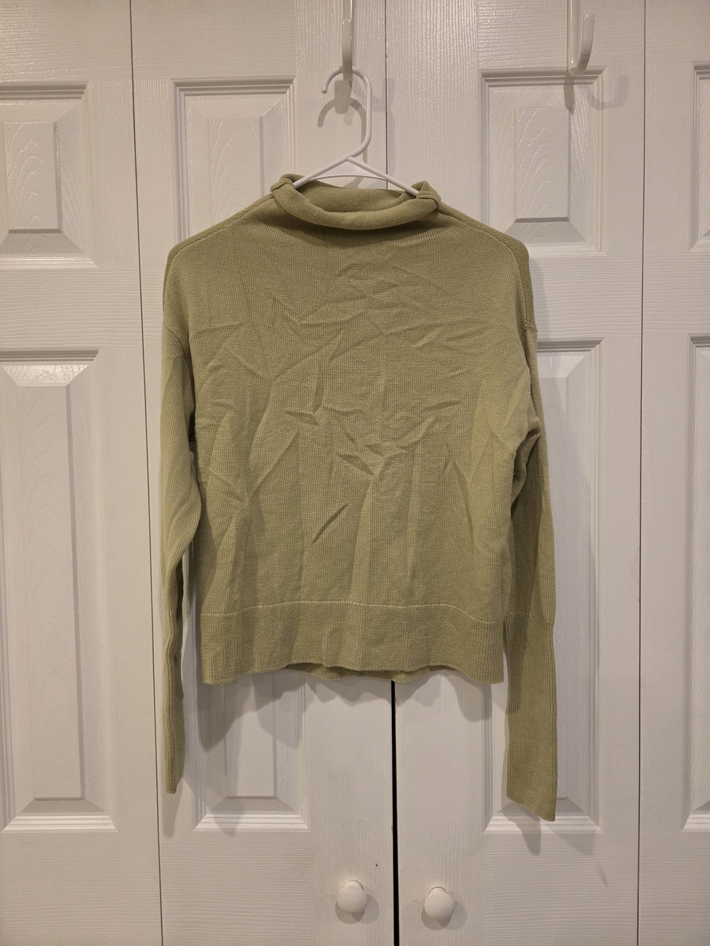 100% Merino Wool Wilfred Light Olive Green Turtleneck Sweater
